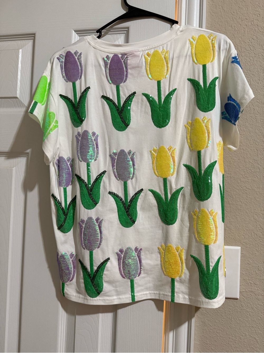 🌷 SEQUIN TULIP GARDEN TEE 🌷 - Picture 3 of 5